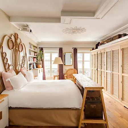 Bohemian Bastille Apartment Paris
